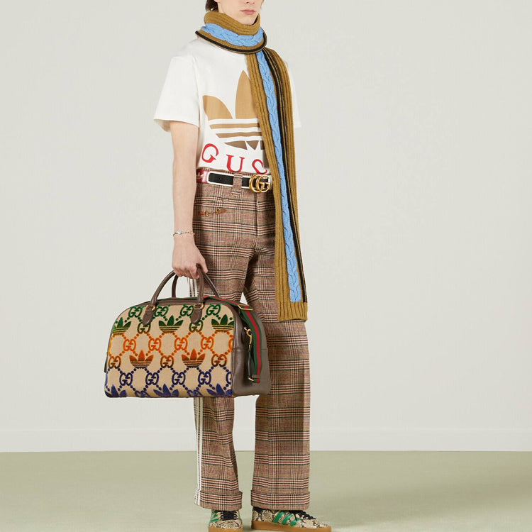 Kaos Lengan Pendek Leher Bulat Kolaborasi GUCCI x adidas Originals SS23 dengan Cetak Logo, Unisex, Putih