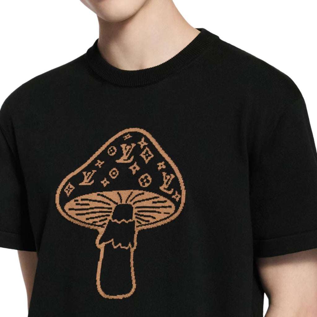 LOUIS VUITTON SS26 Koleksi Musim Semi Awal Pria Kaos Lengan Pendek Leher Bulat Motif Jamur Intarsia (Unisex)